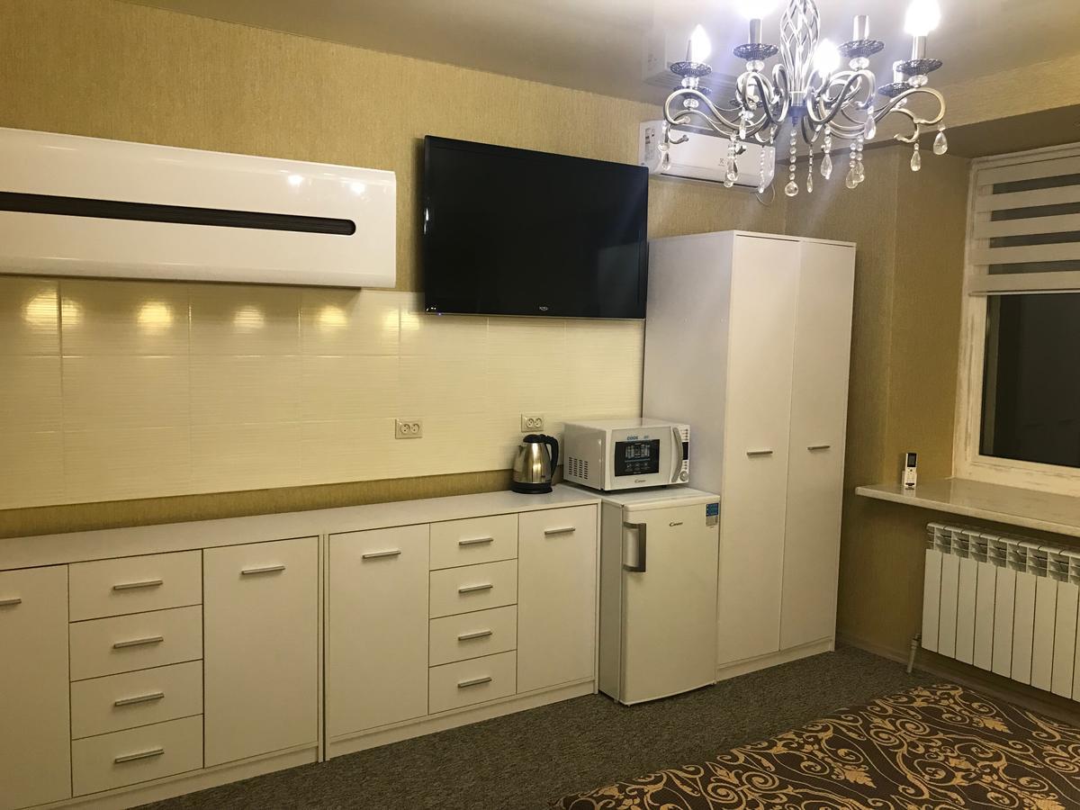 Apartment Near Dnipro Arena Eksteriør billede